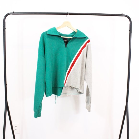 Genetic Apparel Cropped Sweater - Picture 4 of 8